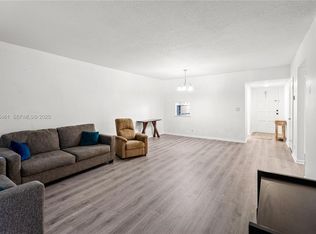 6751 Cypress Rd APT 207, Plantation, FL 33317