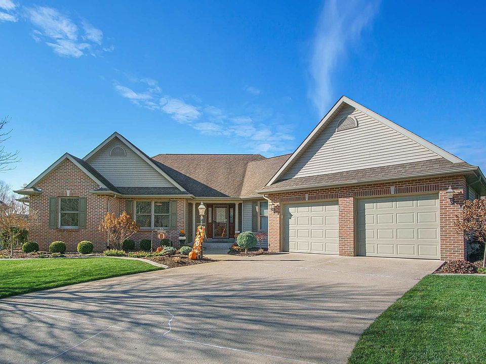 1st image of 51231 Enchanted Oak Ct