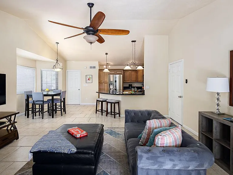 6073 E Beck Ln — Photo 8
