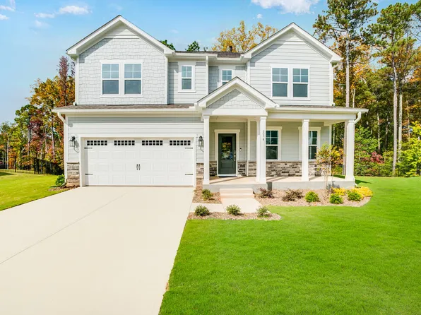 214 Dreamweaver Ct, Sanford, NC 27330