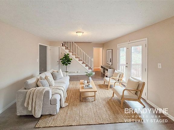 3rd image of 5257 Norman Blvd