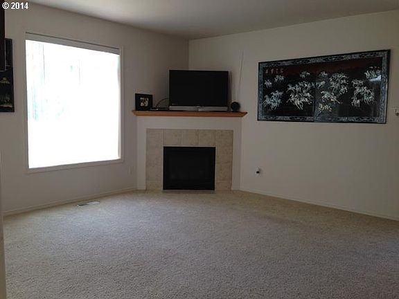 2nd image of 10214 NE 116th Ave