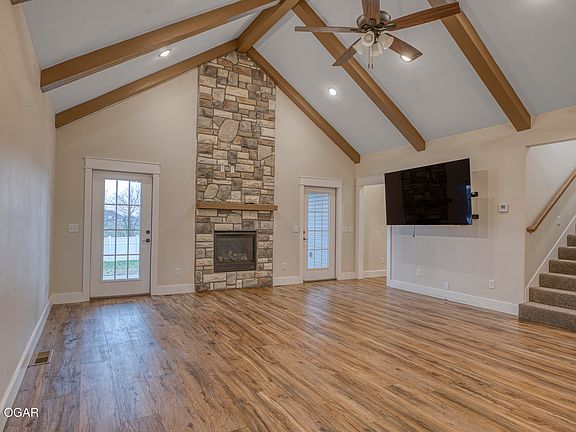 4th image of 2224 W 26th St