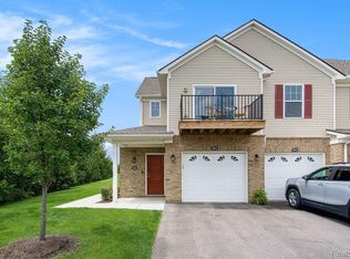 9916 Ridge Run St, Howell, MI 48855