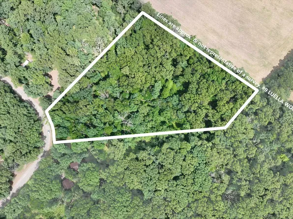 2988 5th Ln, Grand Marsh, WI 53936