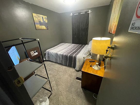4th image of 3606 Hawthorne St #3
