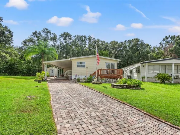 3528 Castle Dr, Zephyrhills, FL 33540