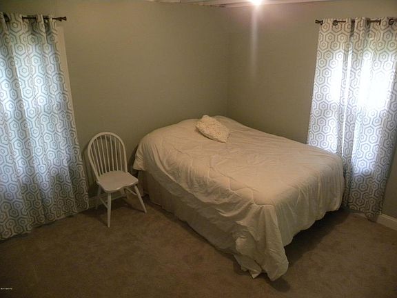 5th image of 2884 Crooked Pine Ct SW