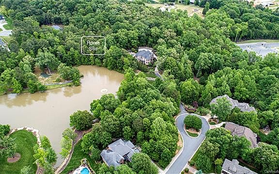 5th image of 8204 Victoria Lake Dr