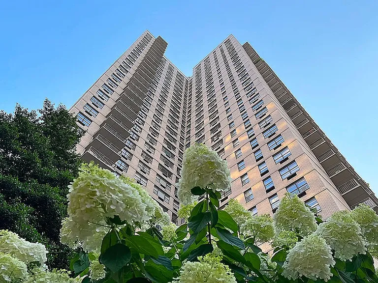 300 E 75th St #20C — Photo 11