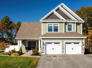 12 Maneta Dr, Saco, ME 04072