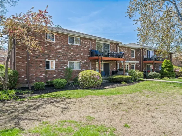 79 Fountain Ln APT 5, Weymouth, MA 02190