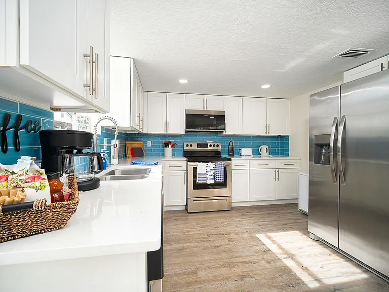 Winterhawk Dr — Photo 44