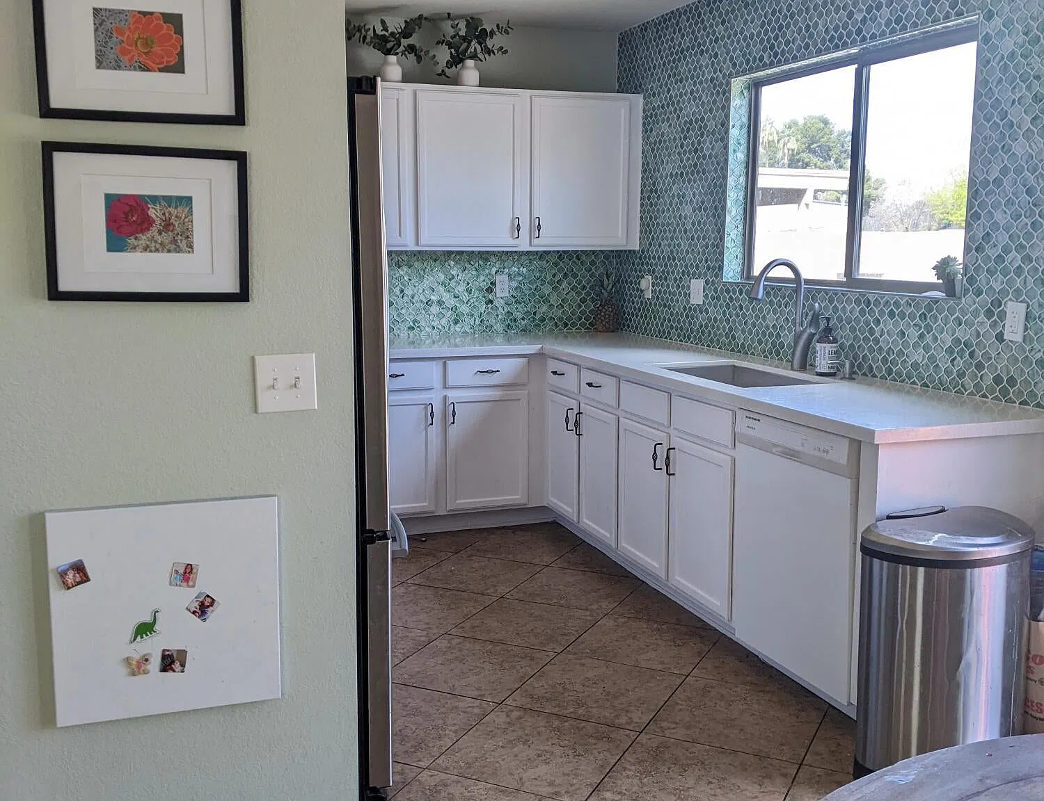 3 bed, 1196 sqft, $2,100 — Photo 2