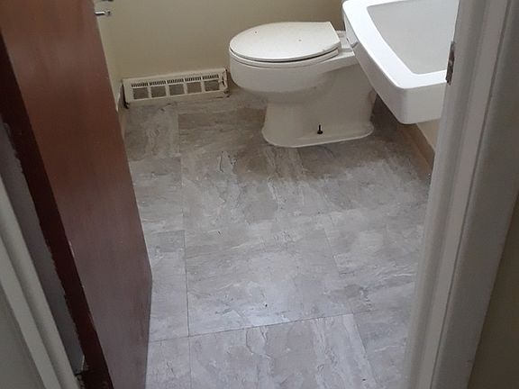 3rd image of 306 Kramer Dr