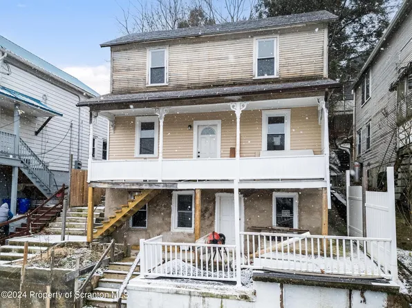 55 Stanley St, Hanover Township, PA 18706