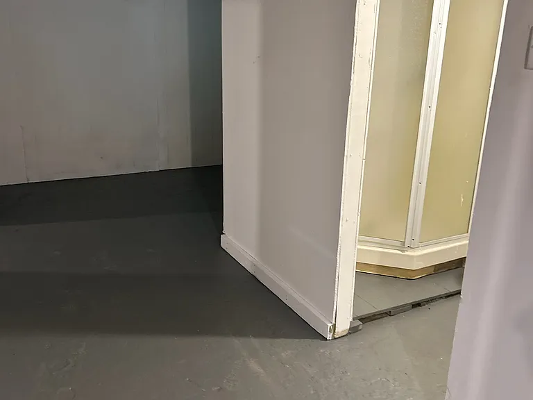 1213 Montrose Ave #1 — Photo 6
