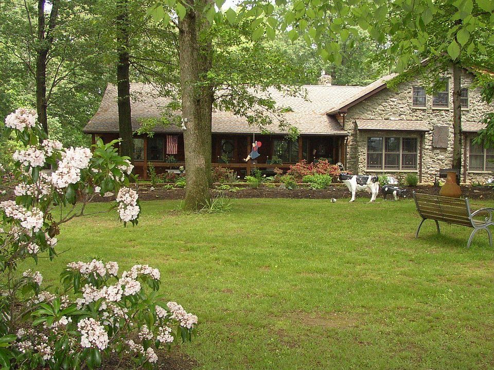 Laurel Acres