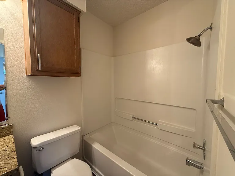 10609 Archdale Dr — Photo 8