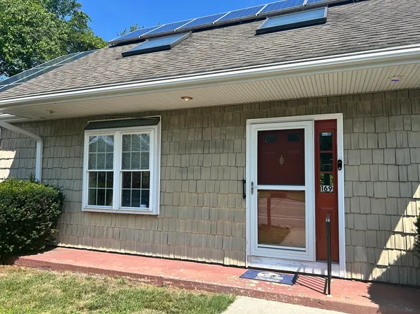 169 Park Ave W, Weymouth, MA 02190
