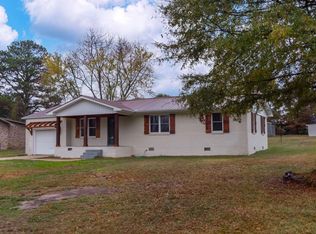 32 Poplar Dr, Rainsville, AL 35986