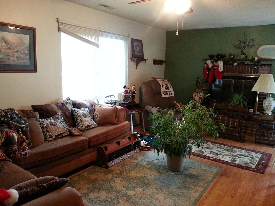 2nd image of 4467 Cherrywood Ln