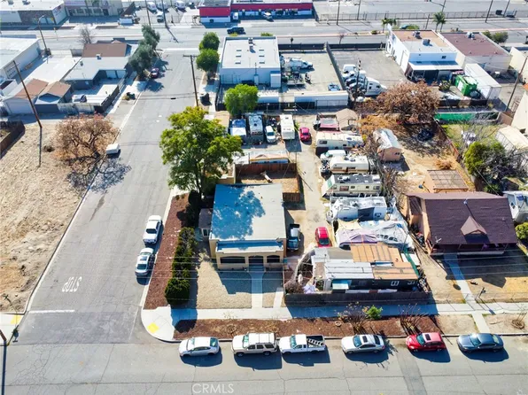 584 E H St #1-11, Colton, CA 92324