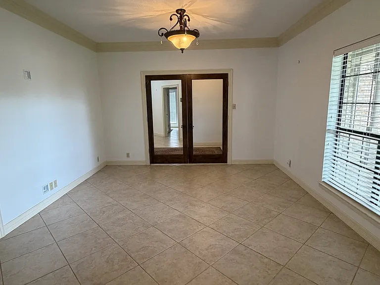 507 S 5 1/2 St — Photo 26