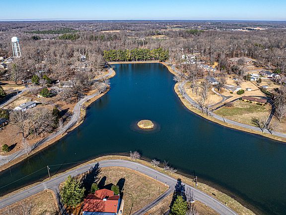 2nd image of 205 W Lake Dr #1