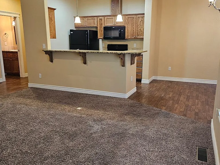 10823 W Franklin Rd — Photo 14