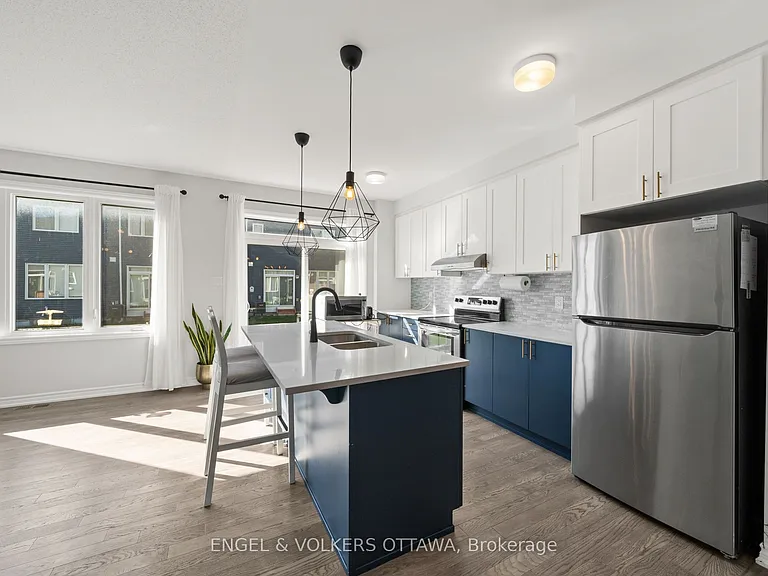 705 Perseus Ave — Photo 9