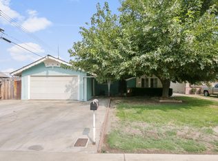 2828 S Linwood Ave, Visalia, CA 93277