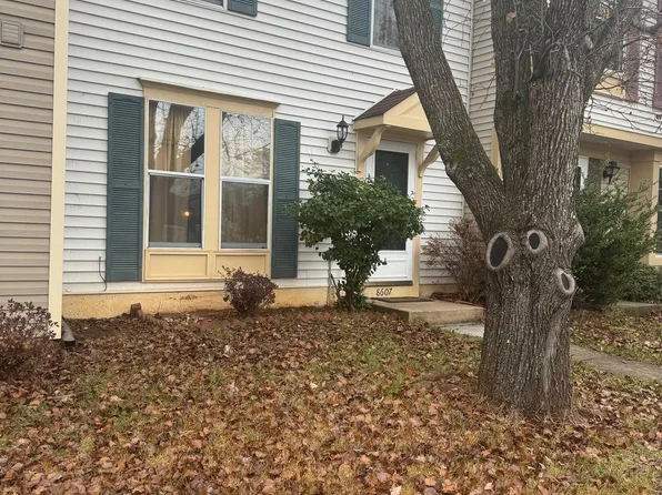 8607 Hamilton Ct, Manassas Park, VA 20111