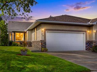 26 Mount McKenzie Vlg SE, Calgary, AB T2Z 2P9