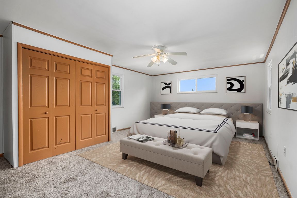 13-master bedroom