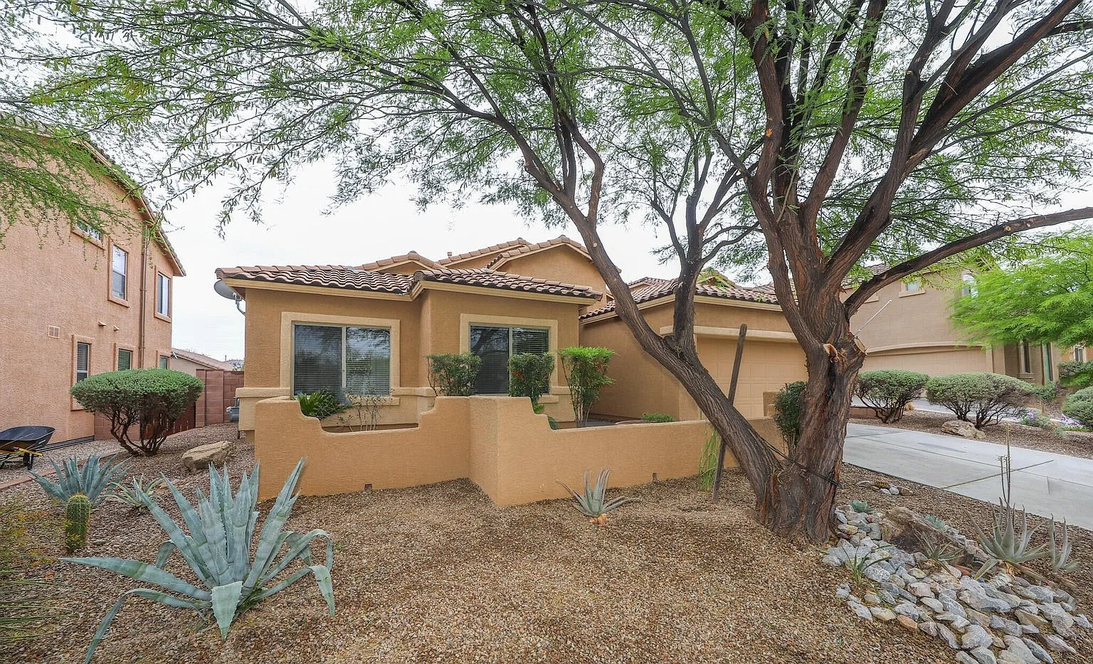 3 bed, 1862 sqft, $2,150 — Photo 1