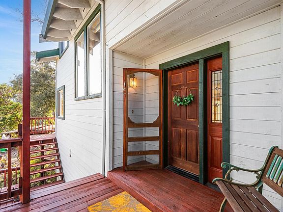 3rd image of 27 Beechwood Court