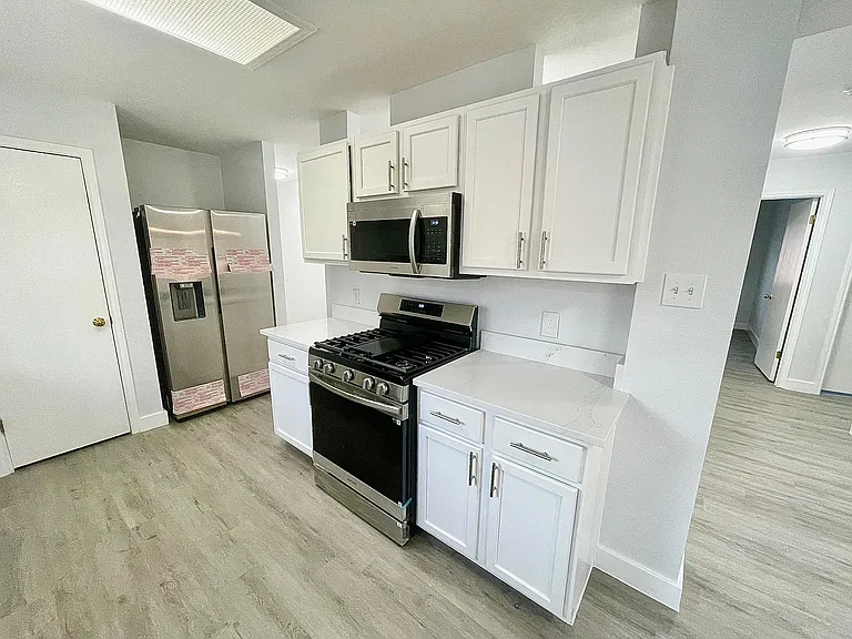 105 David Dr — Photo 1