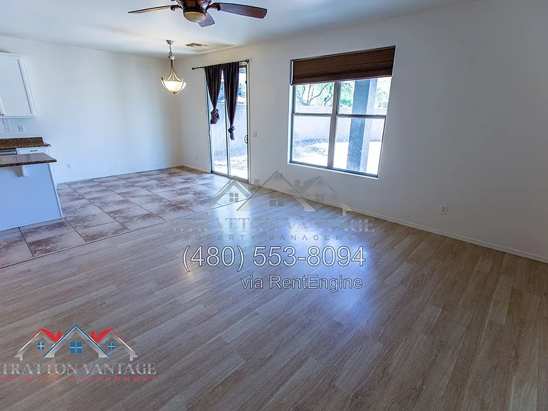 42322 W Lunar St — Photo 13