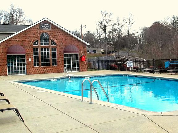 Clubhouse and Pool