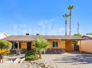 2122 W Shaw Butte Dr, Phoenix, AZ 85029