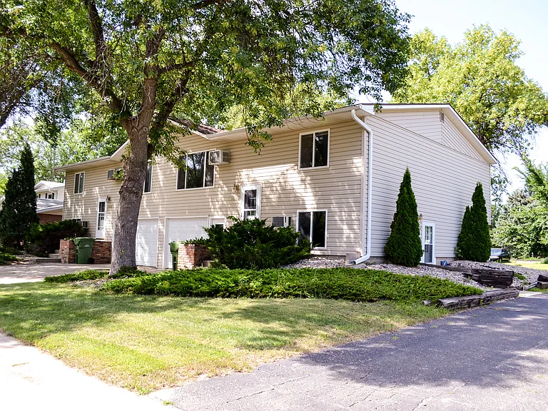 1413 Orchard Dr #A — Photo 2