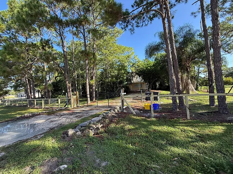 17503 30th Ln N — Photo 36