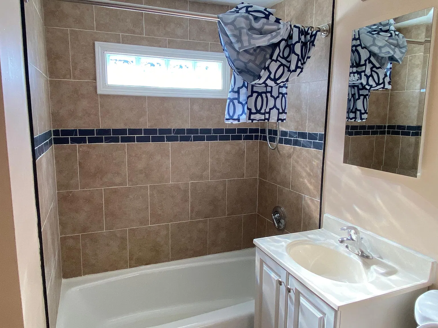 416 Westford St — Photo 2