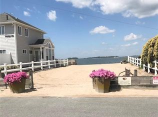 35 Hammock Pkwy, Clinton, CT 06413