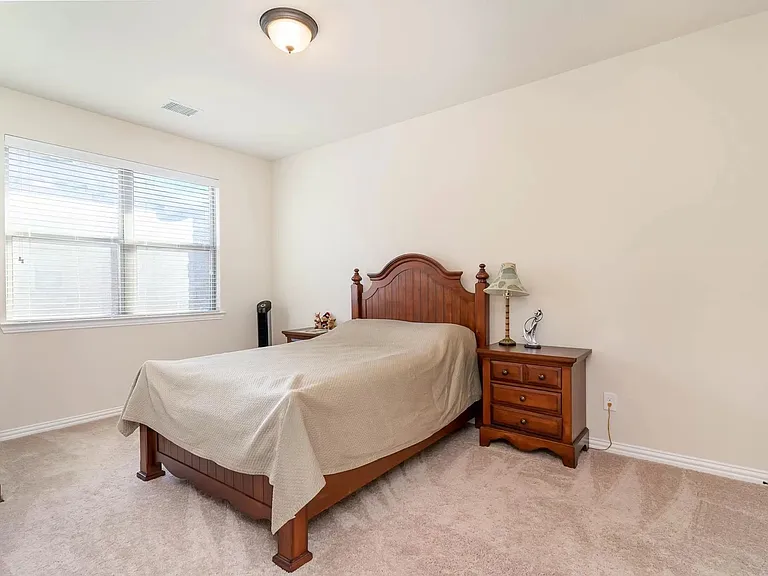 4654C Rhett Ln — Photo 15