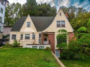 935 NE C St, Pullman, WA 99163
