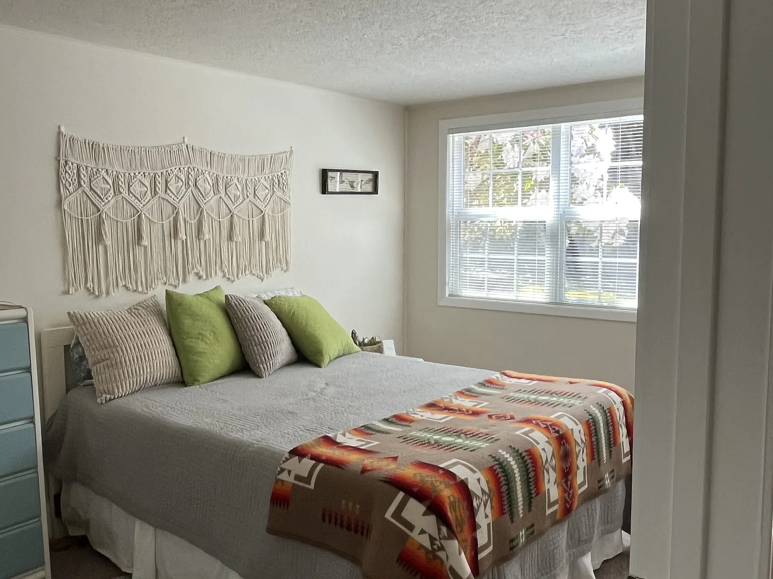 1 bed, 560 sqft, $2,000 — Photo 3