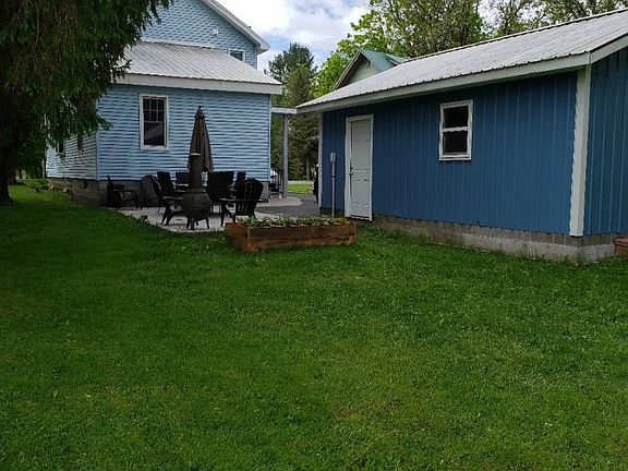 4th image of 245 Academy St