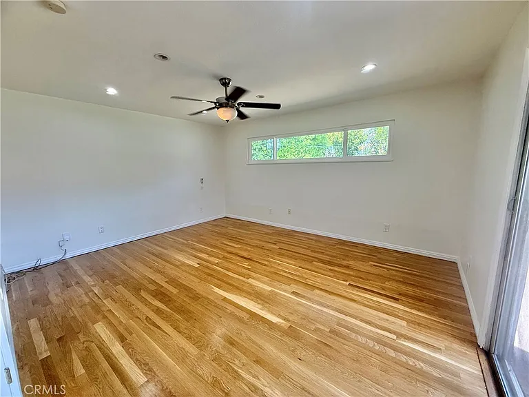 61 E Orange Grove Ave — Photo 49